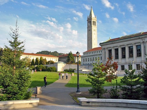 Đại học California ở Berkeley (California).