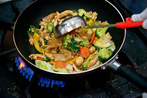 Nữ hoàng phở Việt xứ Alaska Nu hoang pho Viet xu Alaska