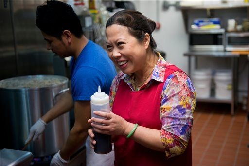 Nữ hoàng phở Việt xứ Alaska Nu hoang pho Viet xu Alaska